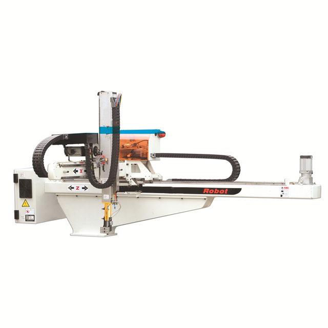 Три манипулятора сервопривода